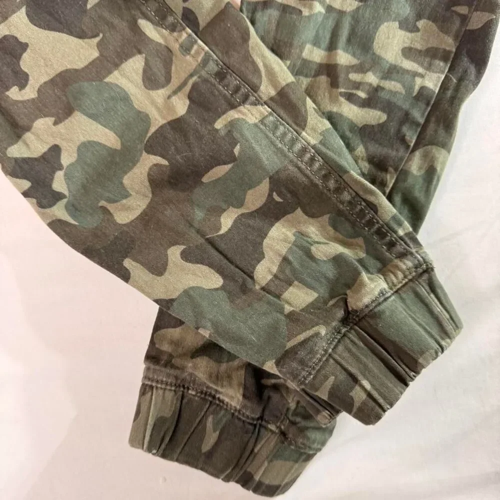 Levi-s Green and Khaki Trousers